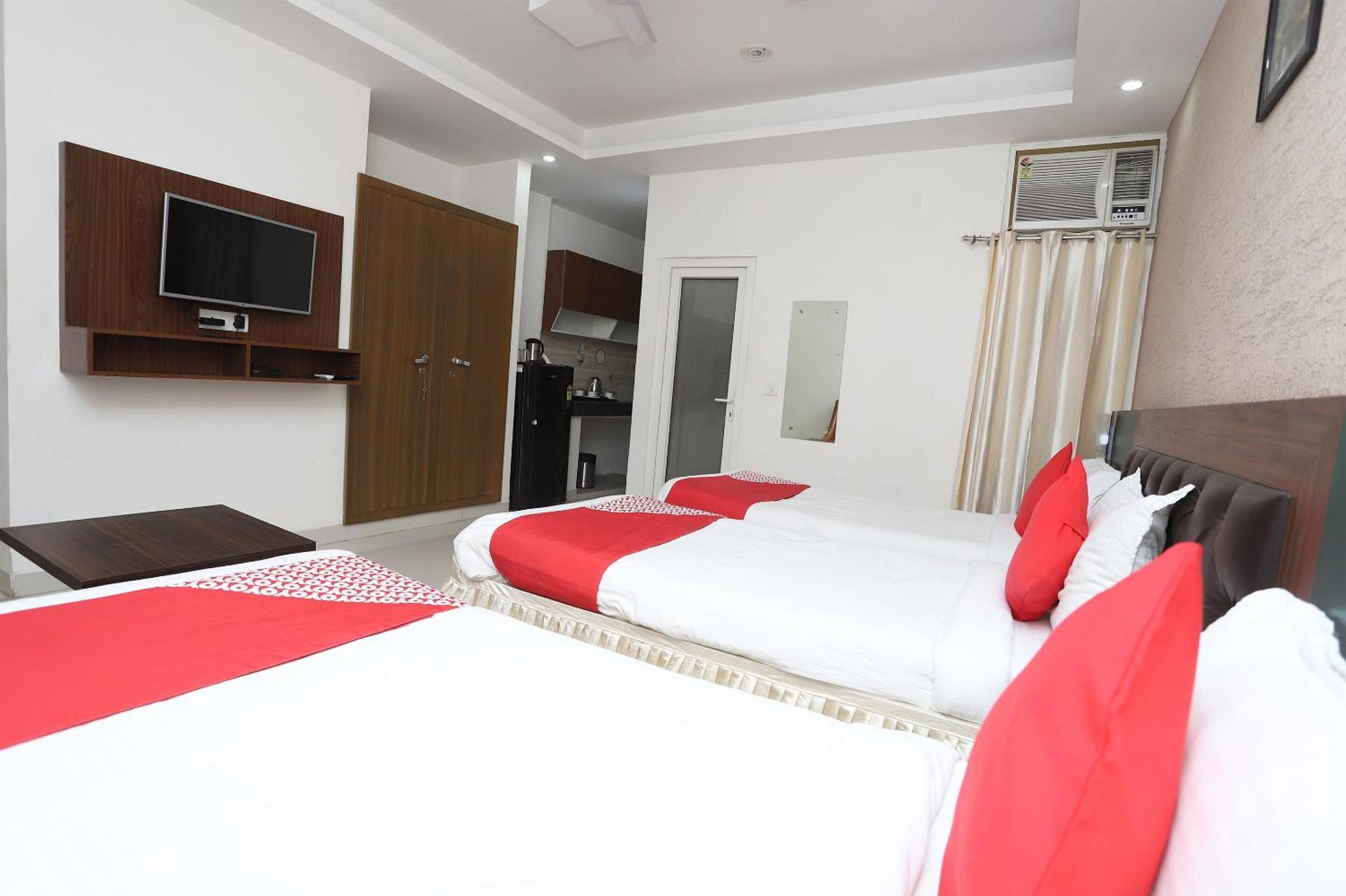 Capital O 18693 Hotel Levanti Gurgaon Exterior foto
